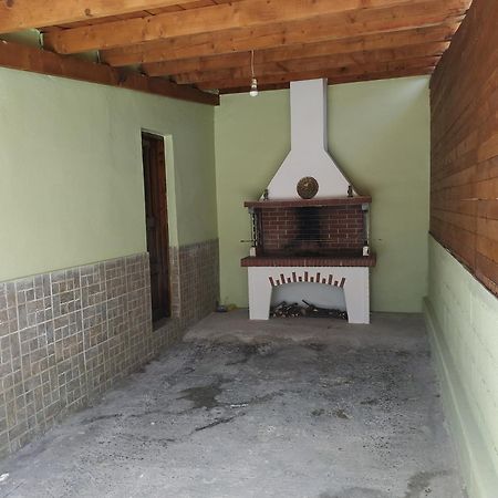 Villa Linda'S House Agria Zimmer foto