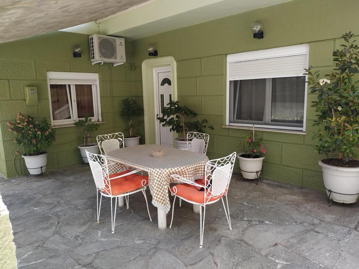 Villa Linda'S House Agria Exterior foto